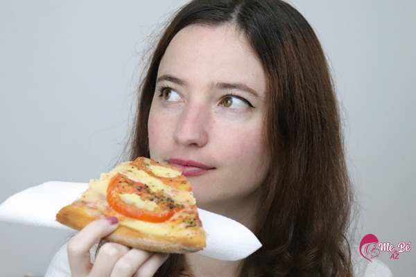sau sinh ăn pizza sau sinh ăn pizza
