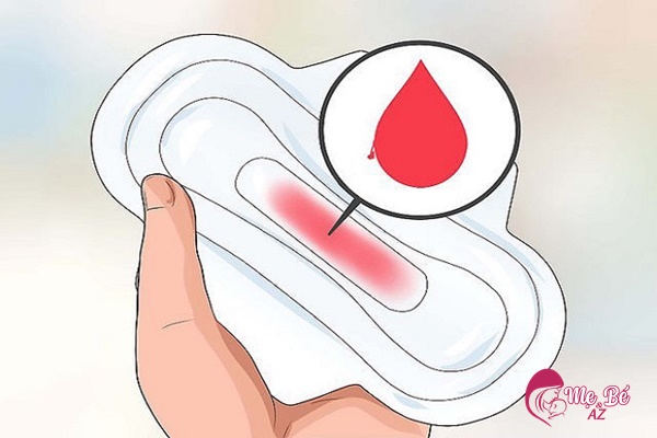 Mang thai ra máu nhiều cảnh báo sảy thai