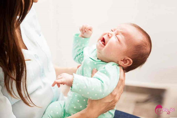 Hướng dẫn dùng địu cho trẻ sơ sinh giúp em bé thoải mái nhất!