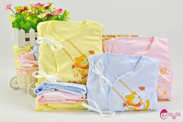  Các loại quần áo cho trẻ sơ sinh và cách lựa đồ thông minh cho mẹ bỉm