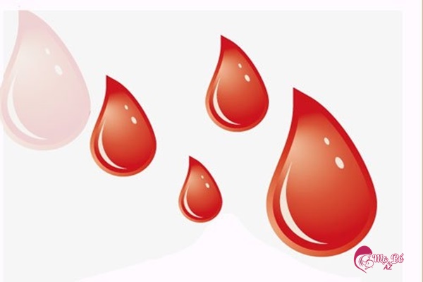 Ra máu là dấu hiệu cảnh báo thai lưu