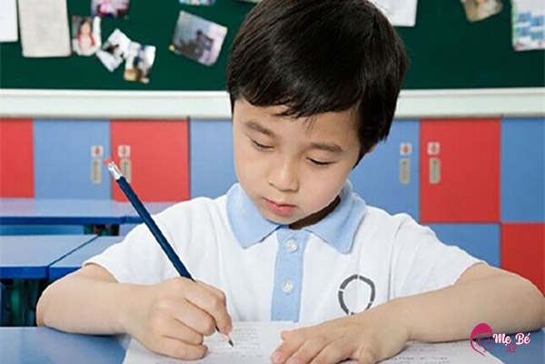 Cách dạy trẻ lớp 1 viết chữ CHUẨN